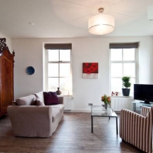 601460_558084950907149_898384149_n